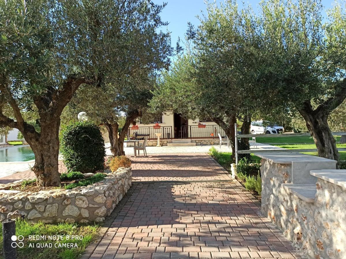 Residenza Nosy Be Villa Palombara Sabina Eksteriør bilde